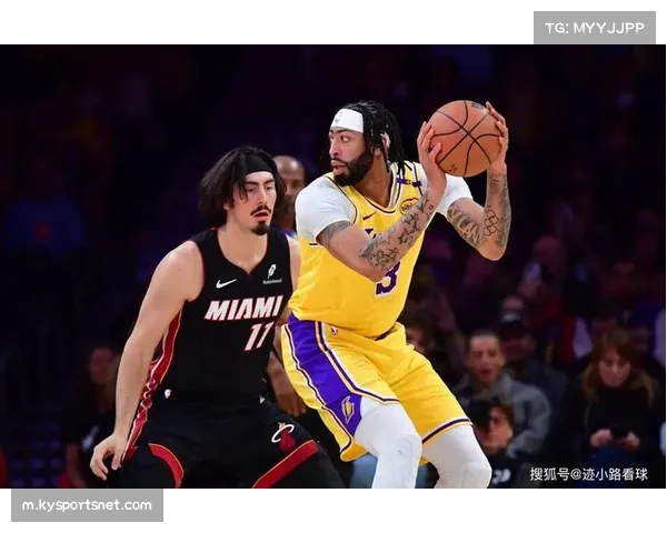 湖人内线重组迎强援,裁科洛科签下阿丘瓦助詹眉冲冠 湖人内线重组迎强援,裁科洛科签下阿丘瓦助詹眉冲冠