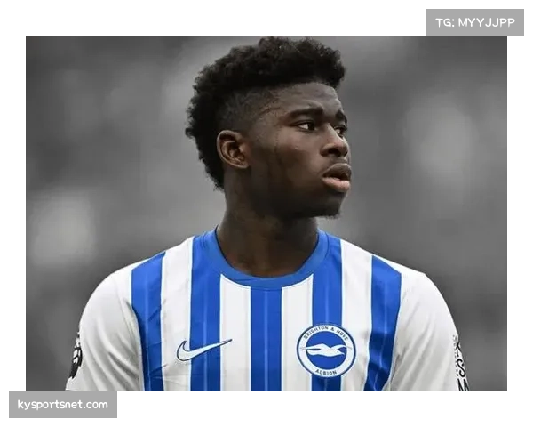 布莱顿球员巴莱巴过顶长传助攻，展现拉沃尔佩体系战术价值